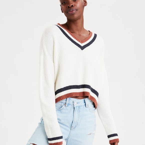 American Eagle Outfitters Sweaters - 🌈American Eagle V-Neck  Knit Cropped Sweater